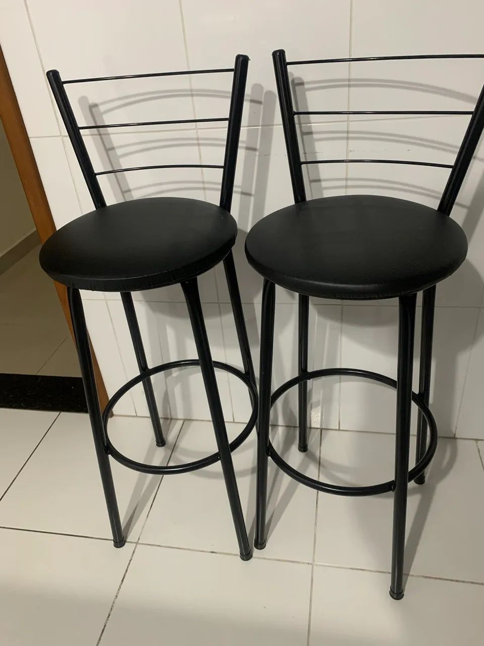 JOGO 4 BANQUETAS - NOVAS 