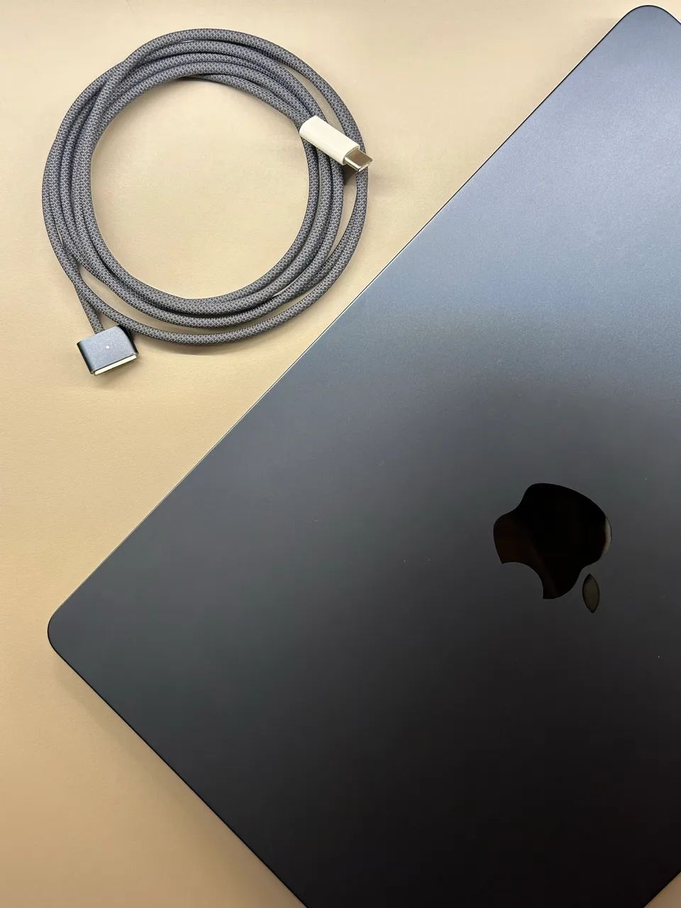 MacBook Air M3 13p - 56 Ciclos - 8GB 256GB Midnight - Notebooks