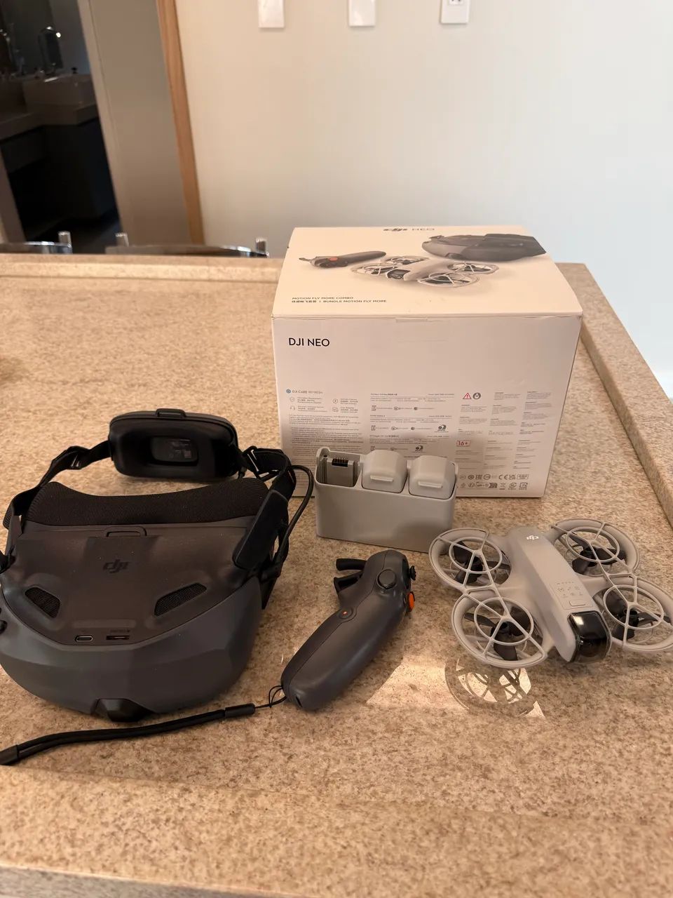 Drone DJI Neo combo Fly more FPV - Foto 3