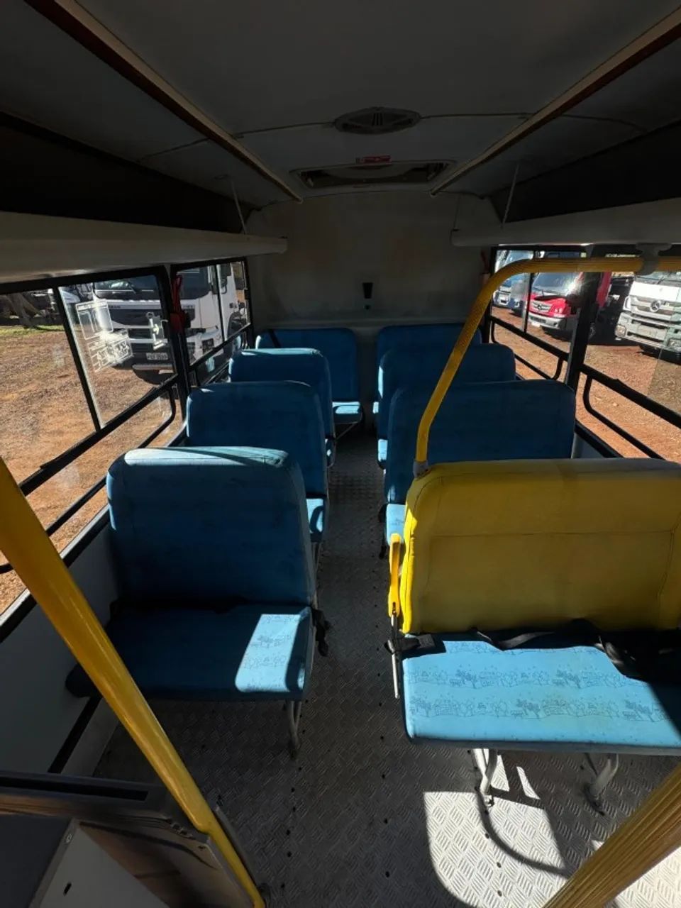 Micro ônibus Iveco City Class 70c17 ano 2014, - Foto 11