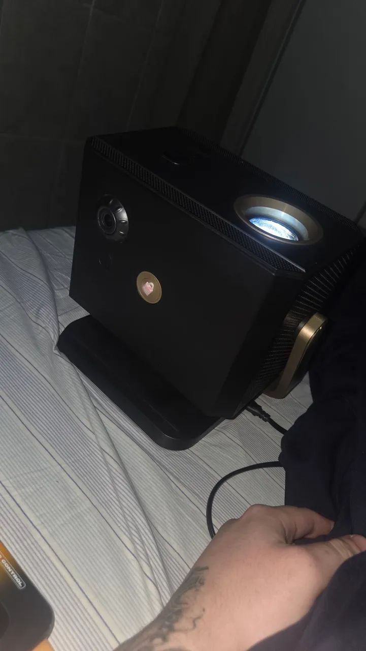 Projetor Inteligente AOC Star 1 - Foto 4