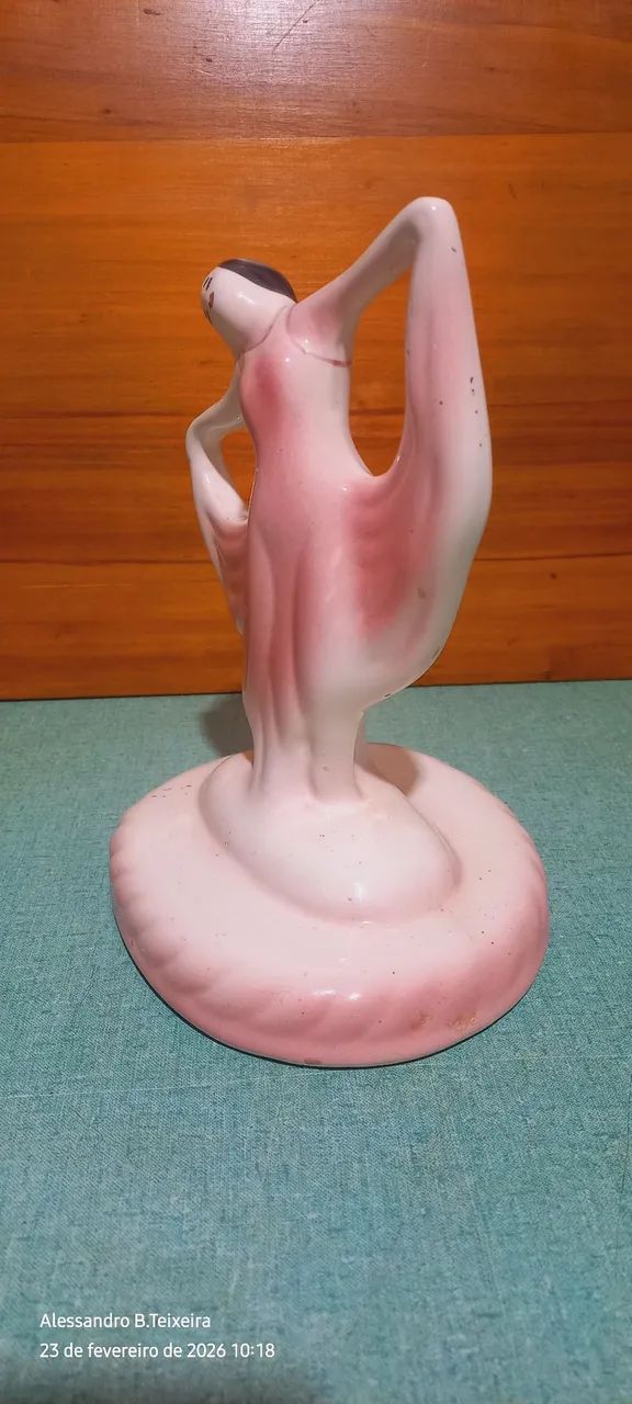 Estátua em porcelana década 50 - Foto 2