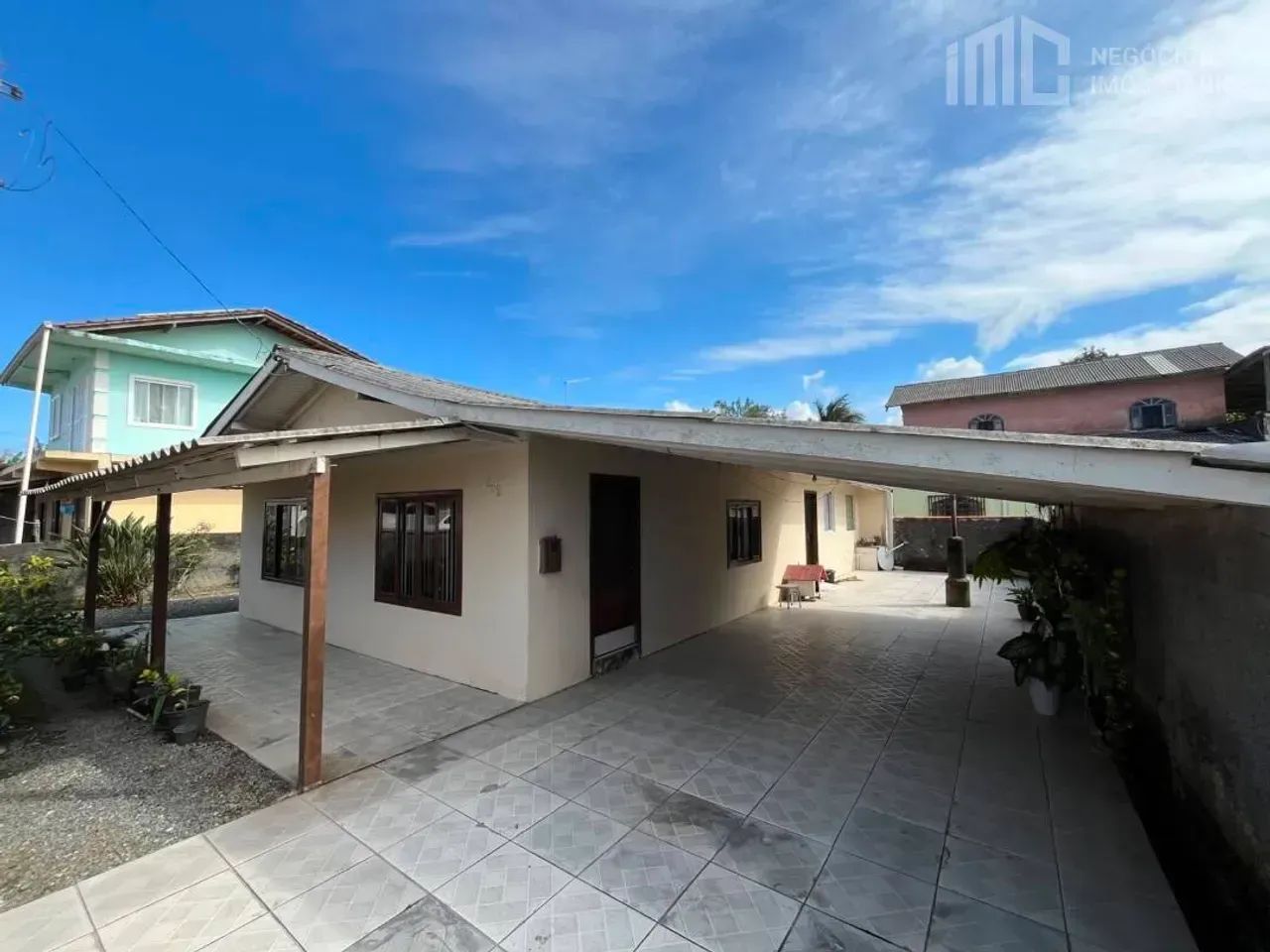 Casa com 3 dormitórios - Próximo à Polícia militar| Centro - BBS/SC