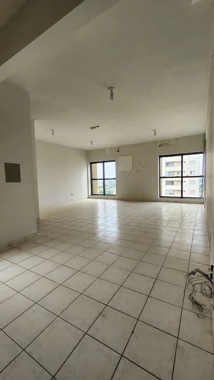 Sala disponível para venda ou locação no Centro Empresarial Cuiabá - Cuiabá - MT