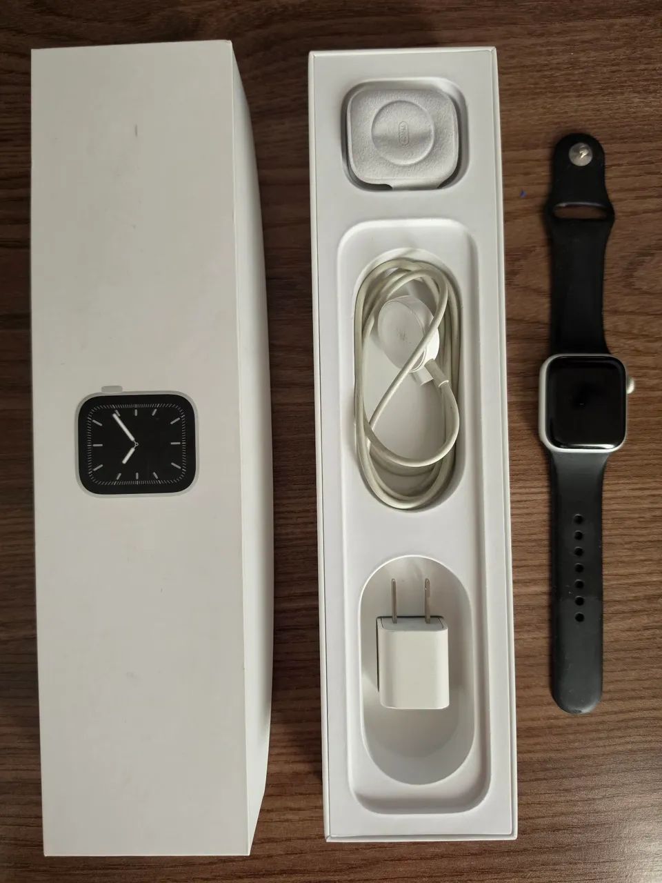 Apple Watch Series 5 40 mm - Prata