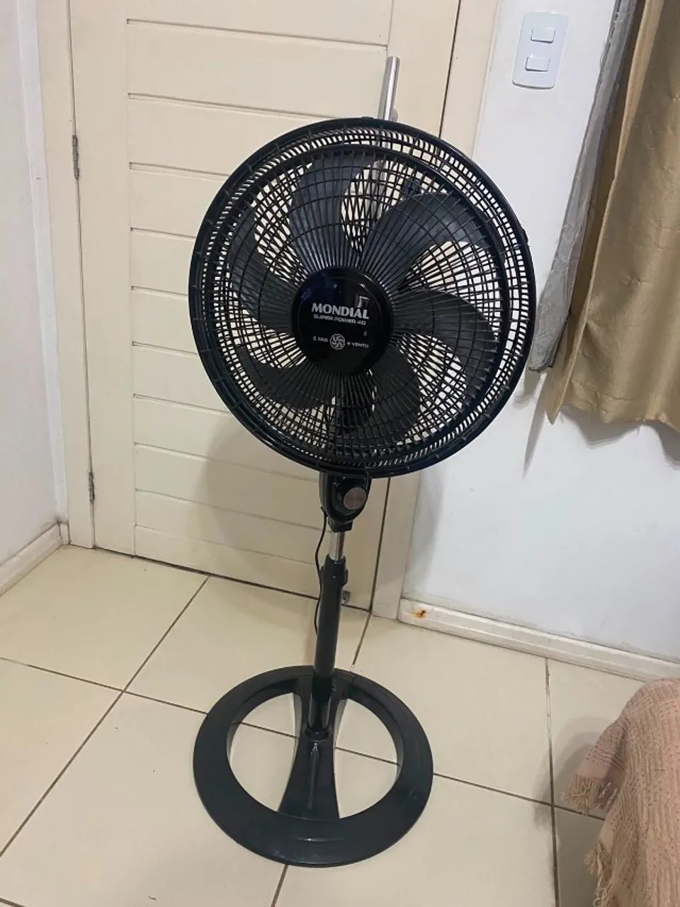 Ventilador coluna MONDIAL Super Power em EXCELENTE ESTADO