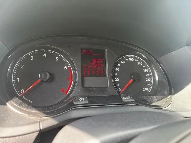 Volkswagen Saveiro Robust 1.6 Total Flex 16V CD 2024 - Foto 5