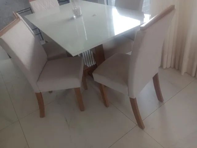 Mesa de Jantar Retangular com 06 cadeiras - Foto 3