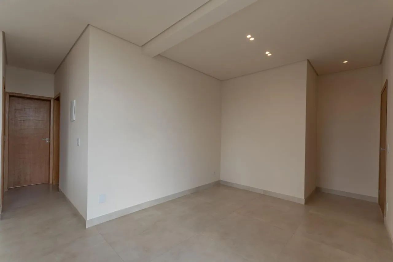 Casa à Venda - Santa Rosa, 3 Quartos, 108 m2 - Foto 5