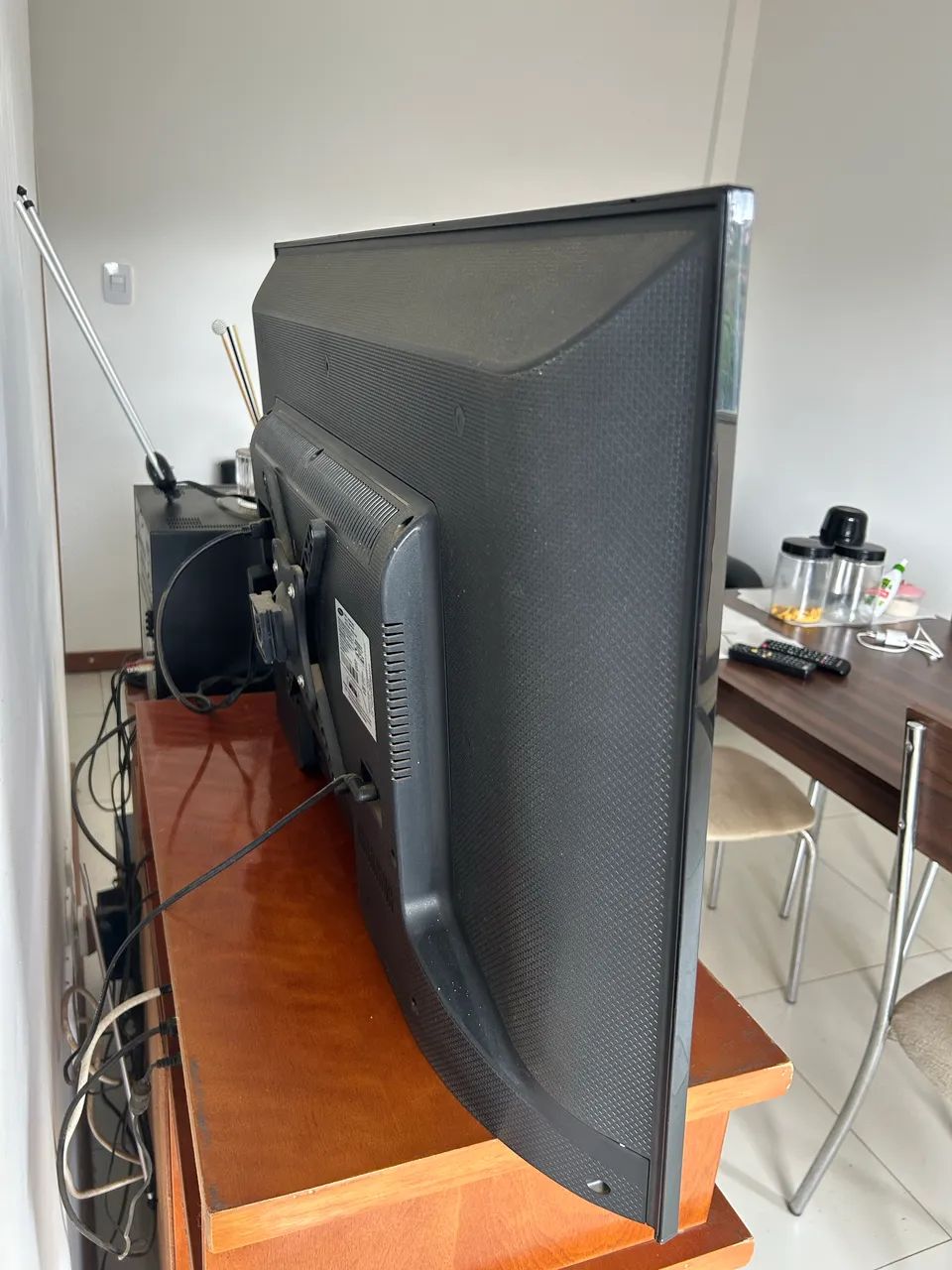TV Samsung 40 Polegadas LED Full HD - UN40H5100AG - Foto 2