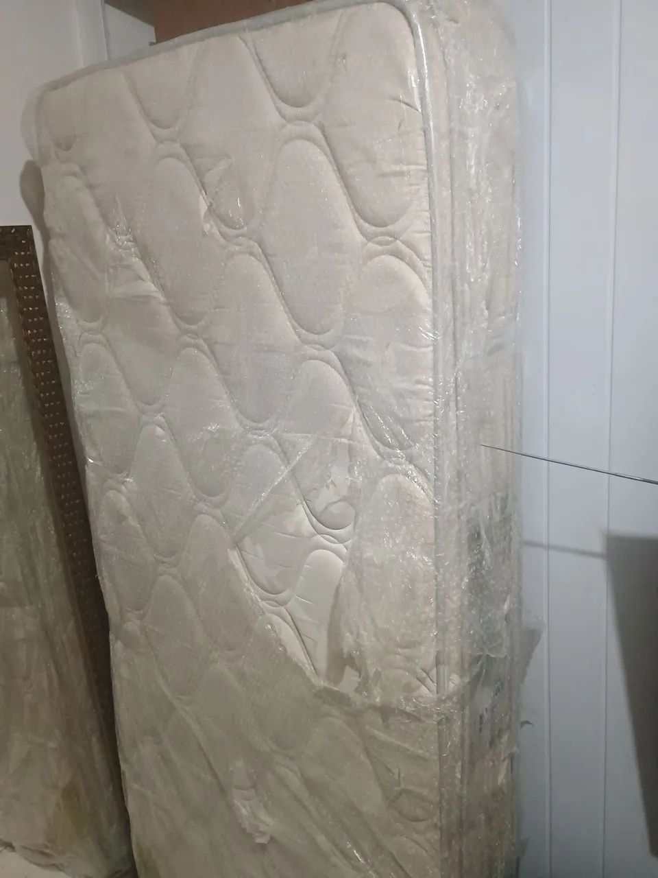 Vendo colchão de solteiro