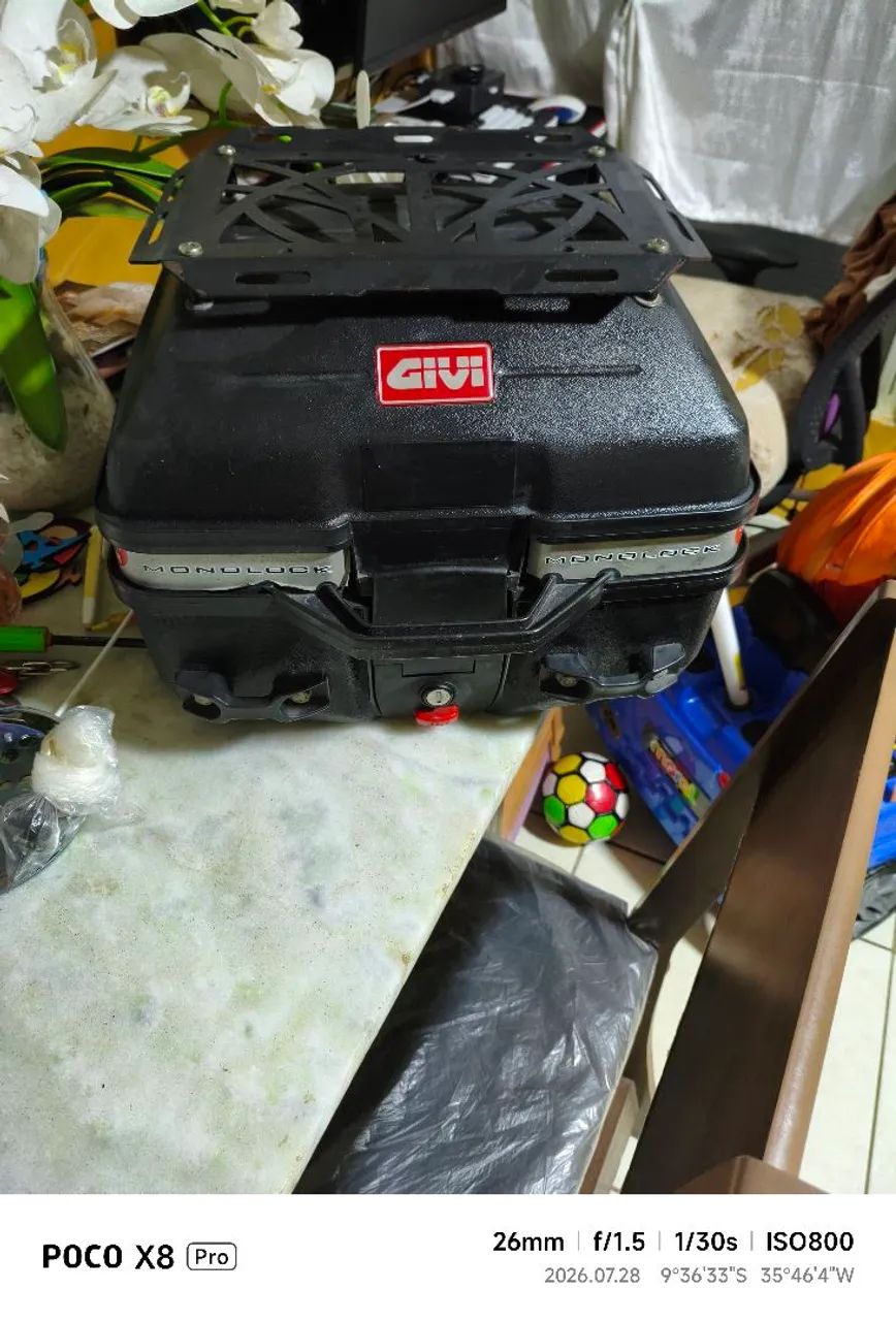 Bauleto Givi 27 LT com Grelha e ganchos. - Foto 5