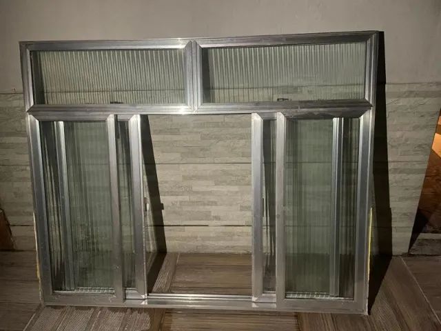JANELA DE ALUMINIO COM VIDRO 1,50 L E 1,20 A - Foto 2