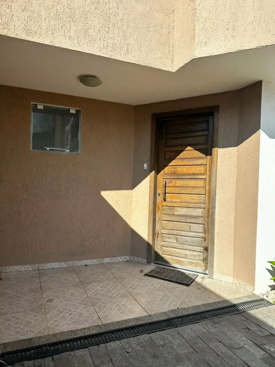 Sobrado com 3 dormitorios no bairro Santo Inacio. - Foto 2