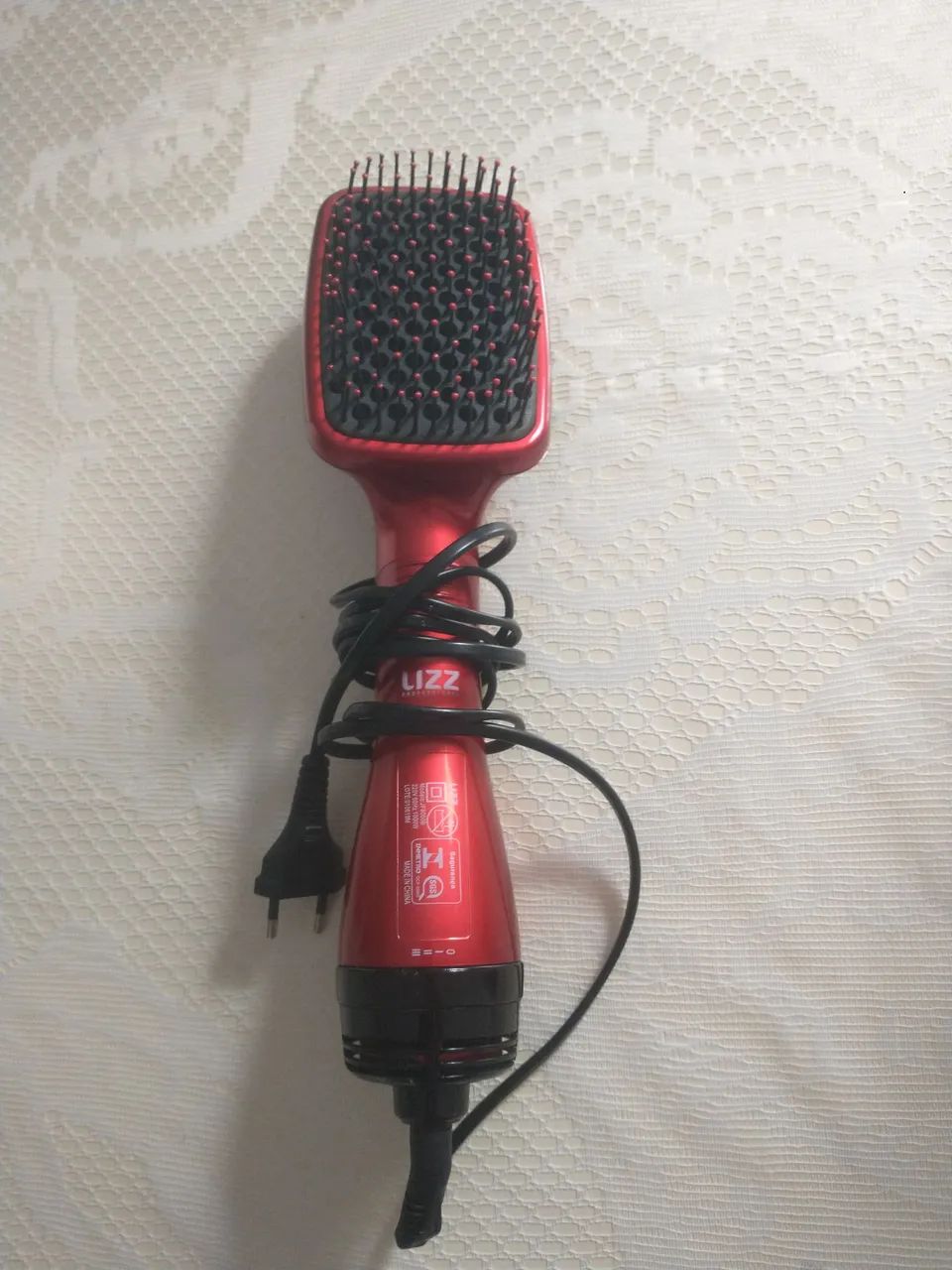 Secadora de cabelos escova 