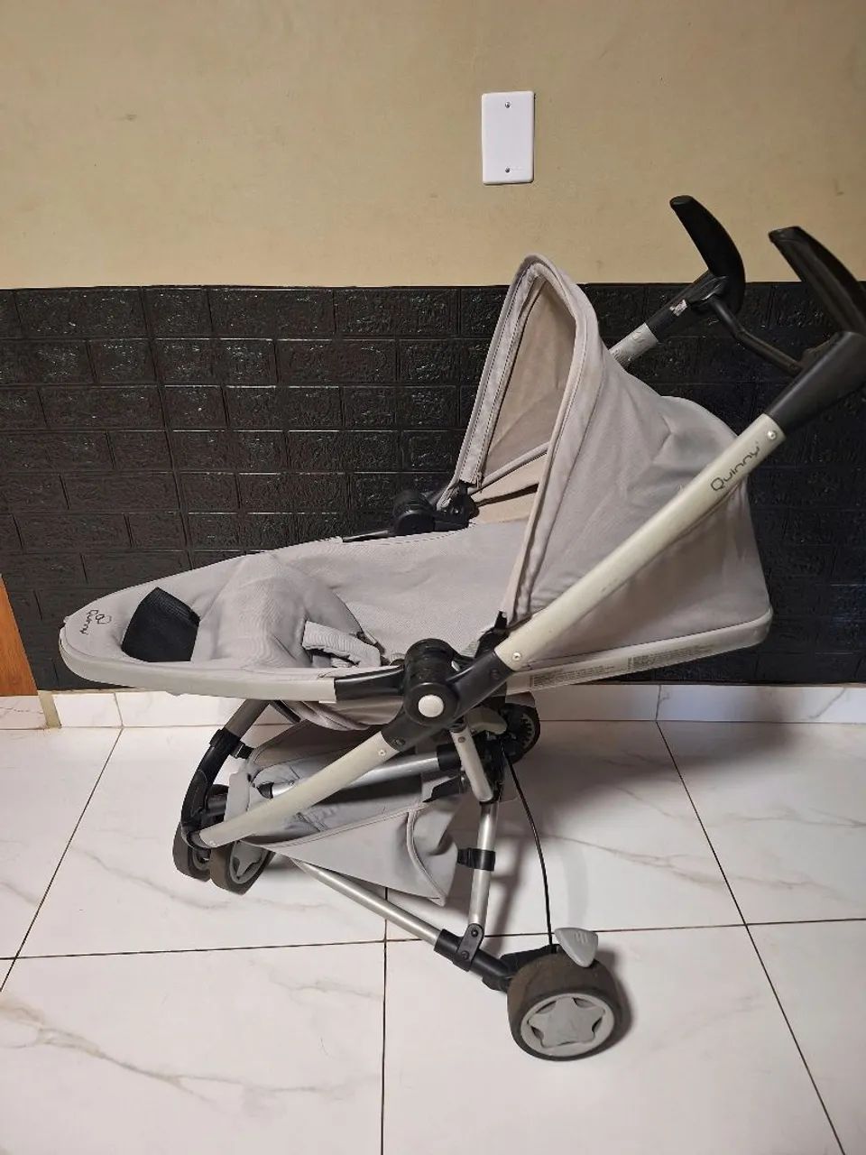 Carrinho Quinny modelo de passeio - Foto 2