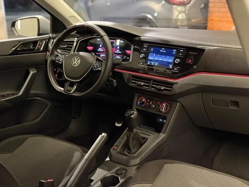 Volkswagen Polo 1.0 TSI Flex 12V 5p, foto 9 de 11