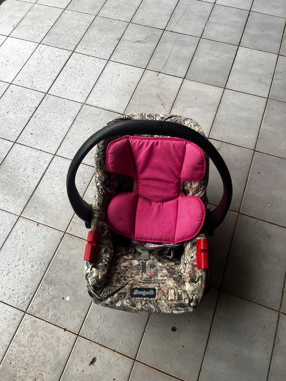 Carrinho e Bebê conforto 