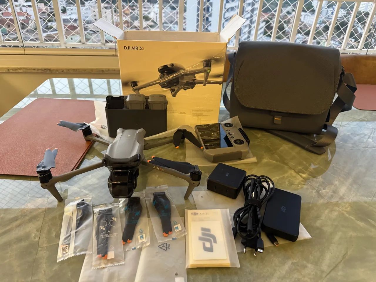 DJI Air 3S Combo Fly more Impecável 