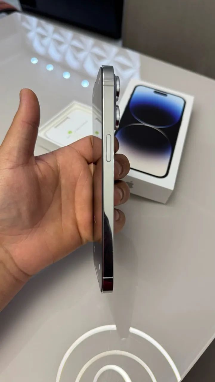 iPhone 14 Pro Max silver 256GB IMPECÁVEL - Celulares e Smartphones