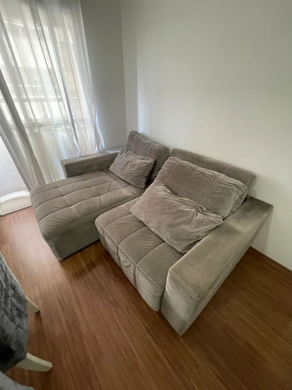 Sofá-Cama 2,30m Bege/Cinza Claro - Confortável e Espaçoso - Foto 4