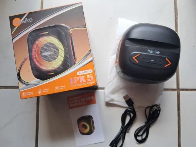 Caixa de som Basike Bluetooth Portátil com FM  - Foto 2