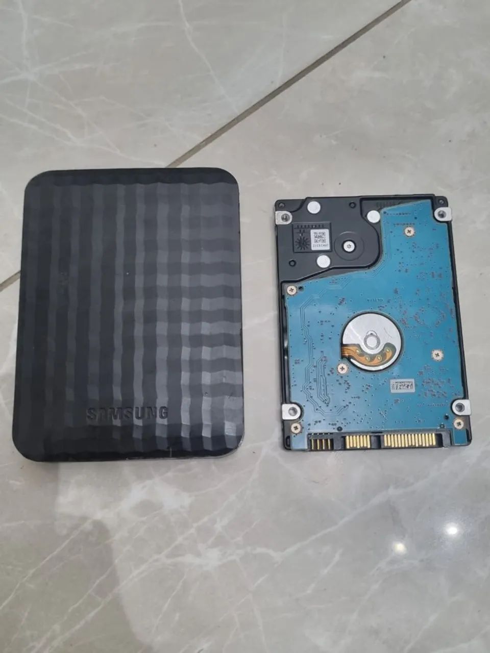 2 hds 1 tera no ESTADO - Foto 4