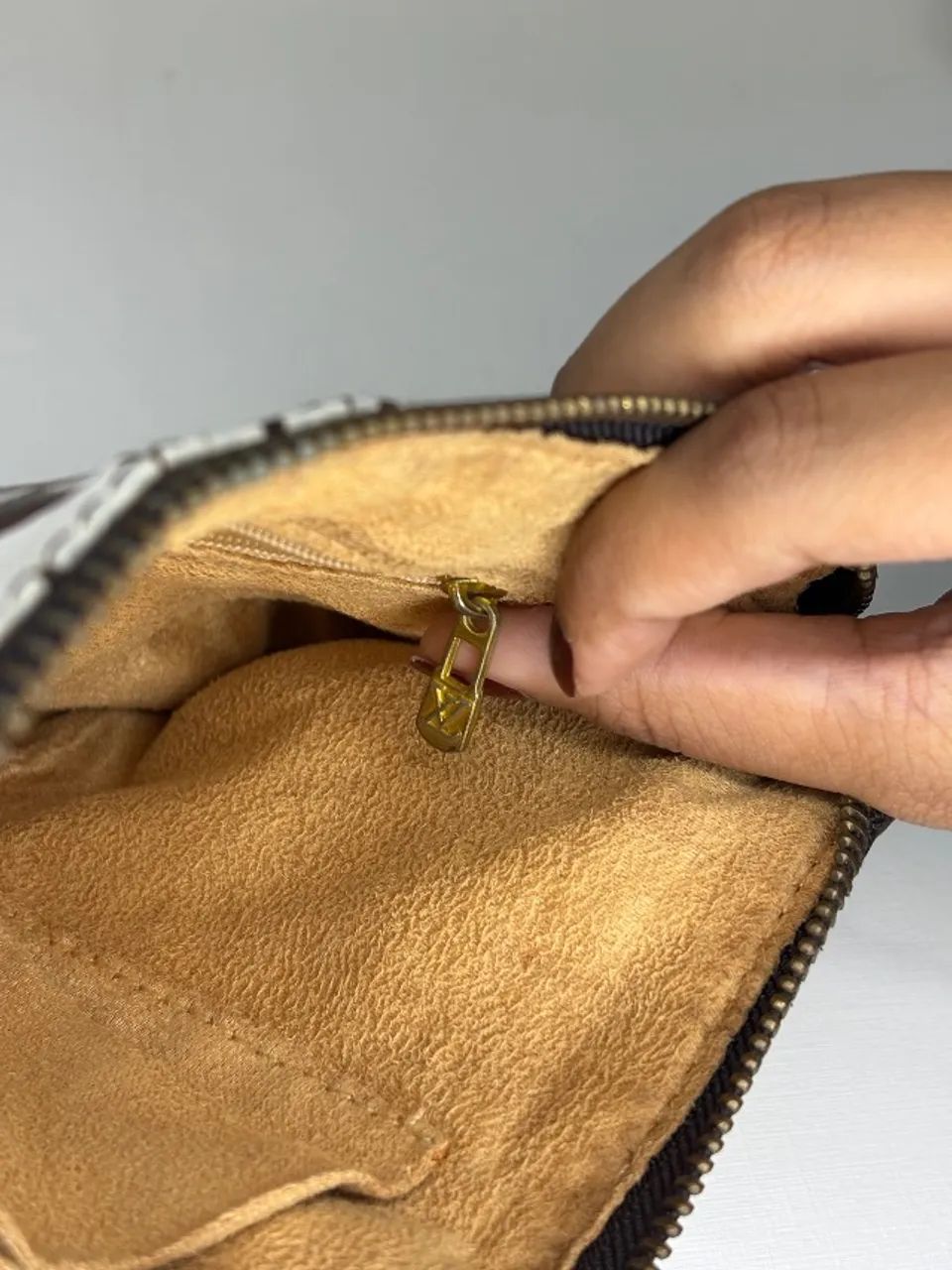 Bolsa Louis Vuitton - Foto 3