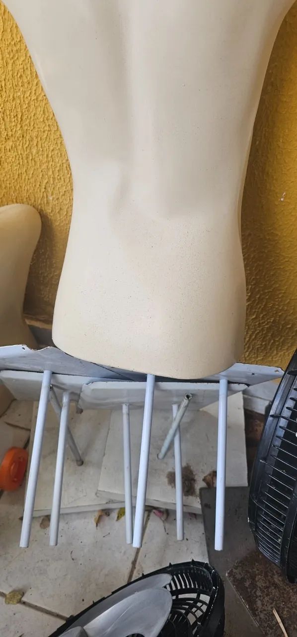 Manequim para lojas - Foto 2