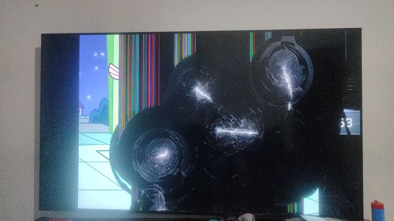 TV Samsung 75 Polegadas UN75U8000 - Tela Quebrada (Para Peças