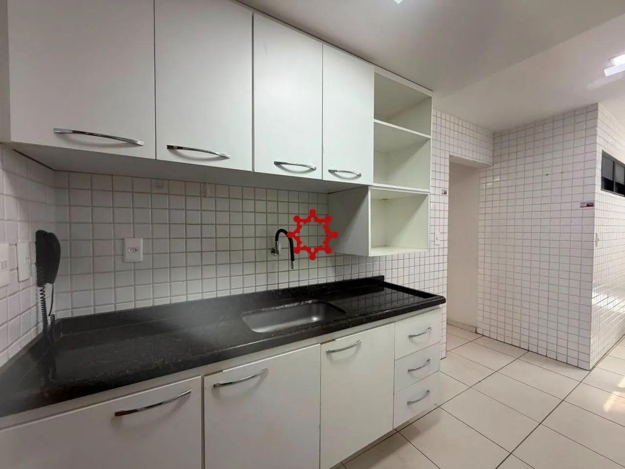 Apartamento no Edifício Clarissa com 110 m2 e 3 quartos, sendo 1 suíte para alugar com R$  - Foto 4