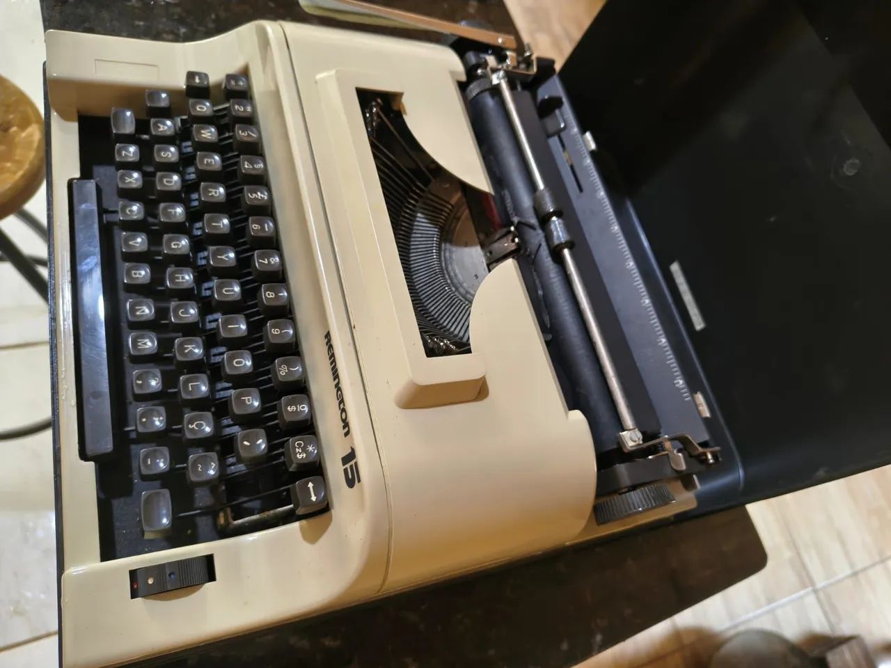 Máquina de escrever Remington 15 - Foto 3