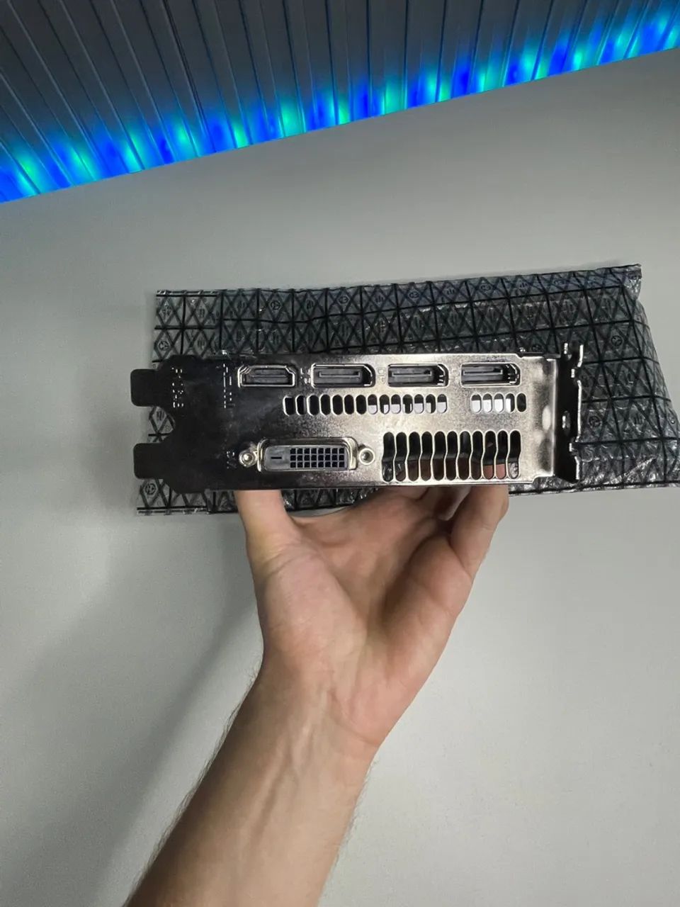 RX 570 8GB MSI Gaming Placa de Vídeo - Foto 2