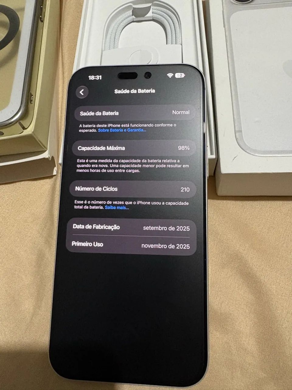iPhone 17 Pro Max 256GB Branco  - Foto 2