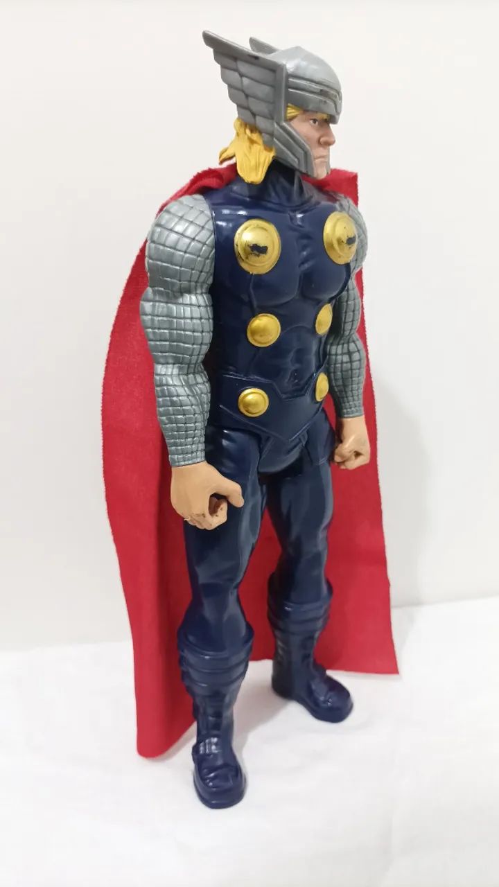 Boneco Thor Marvel Vingadores Articulado Com Capa Hasbro - Foto 3