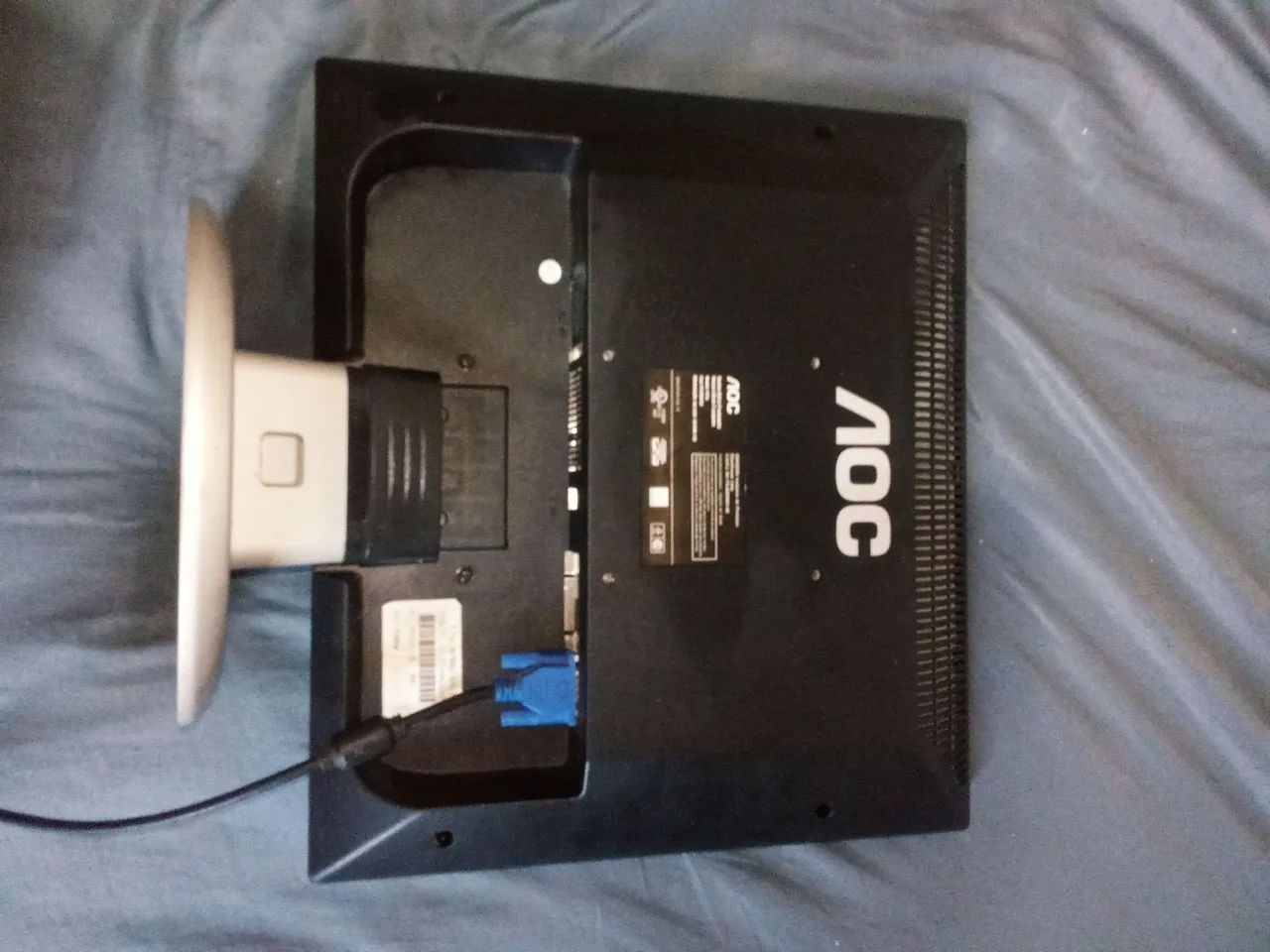 MONITOR AOC 17 POLEGADAS COM ADAPTADOR!!! O preço do produto é negociável!! - Foto 2
