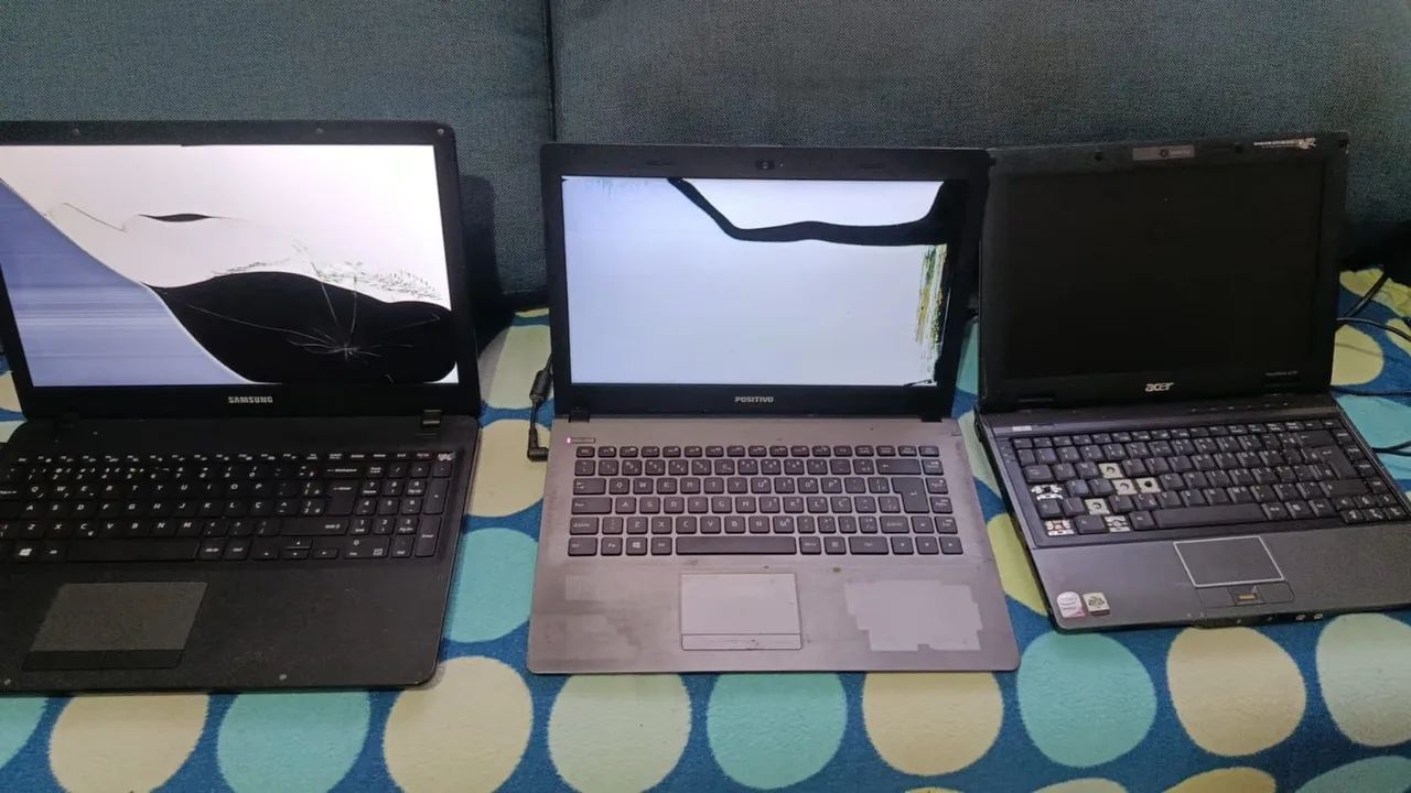 Lote 3 Notebook com Defeito Tela Quebrada - Sucata Peças