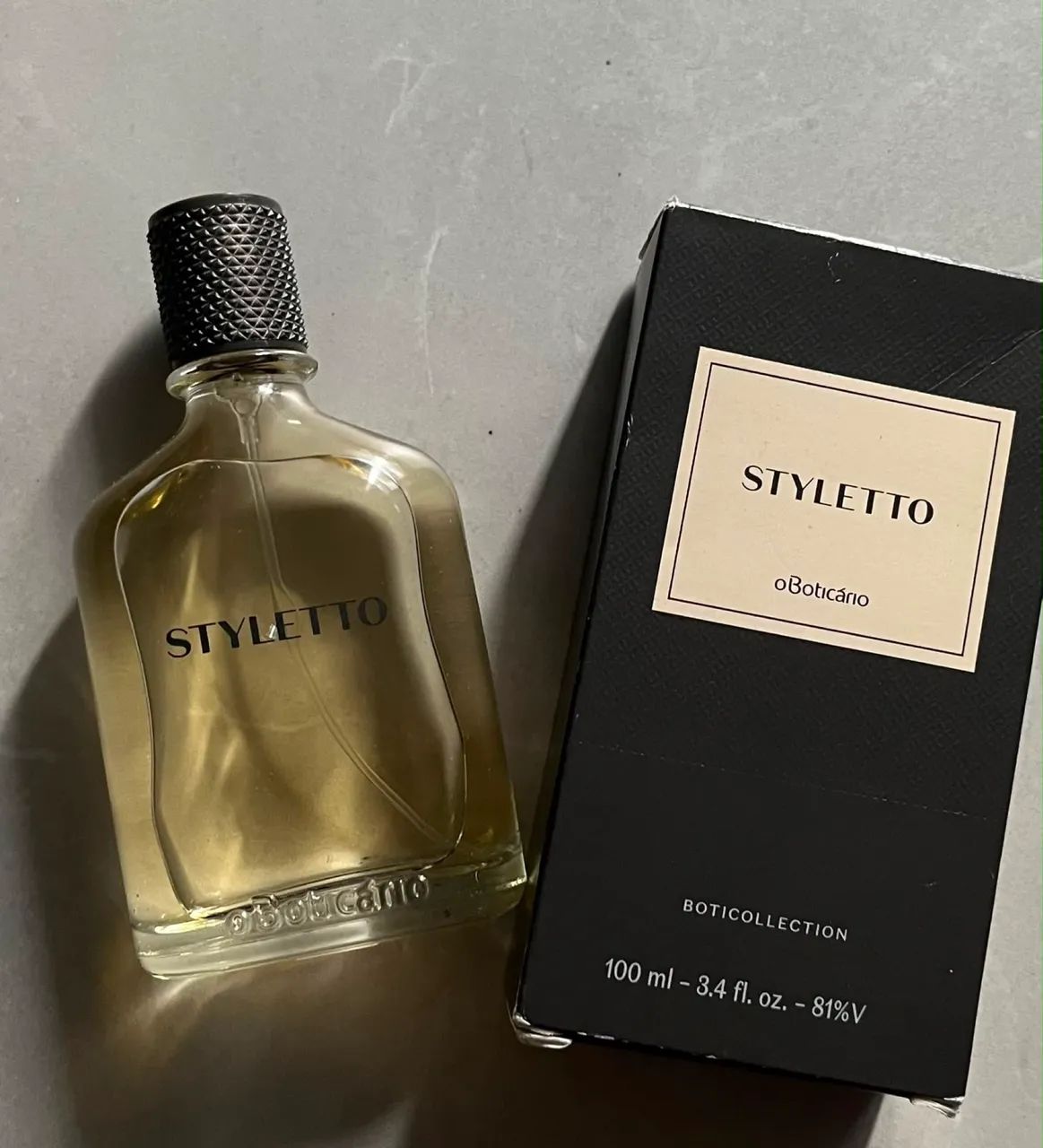 Vende-se perfume Styletto