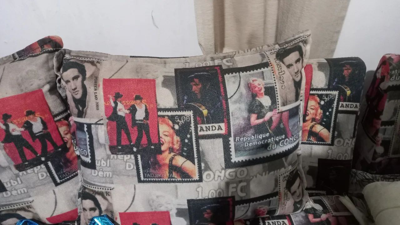 Sofá Retro Estampado  - Foto 4