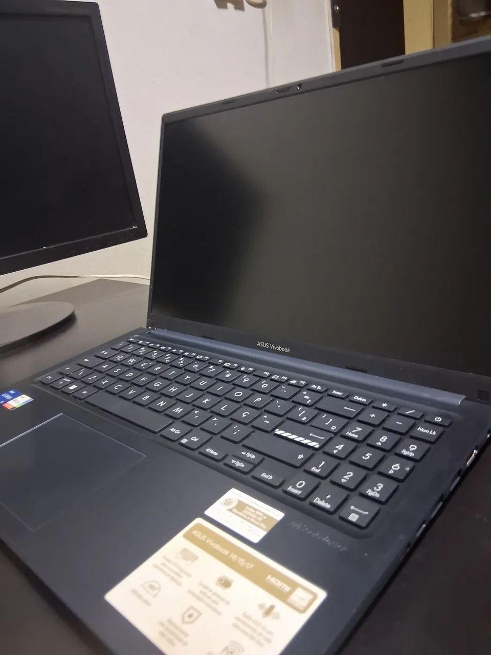 Asus VivoBook 15 