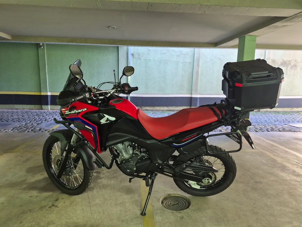  Sahara 300  - Foto 4