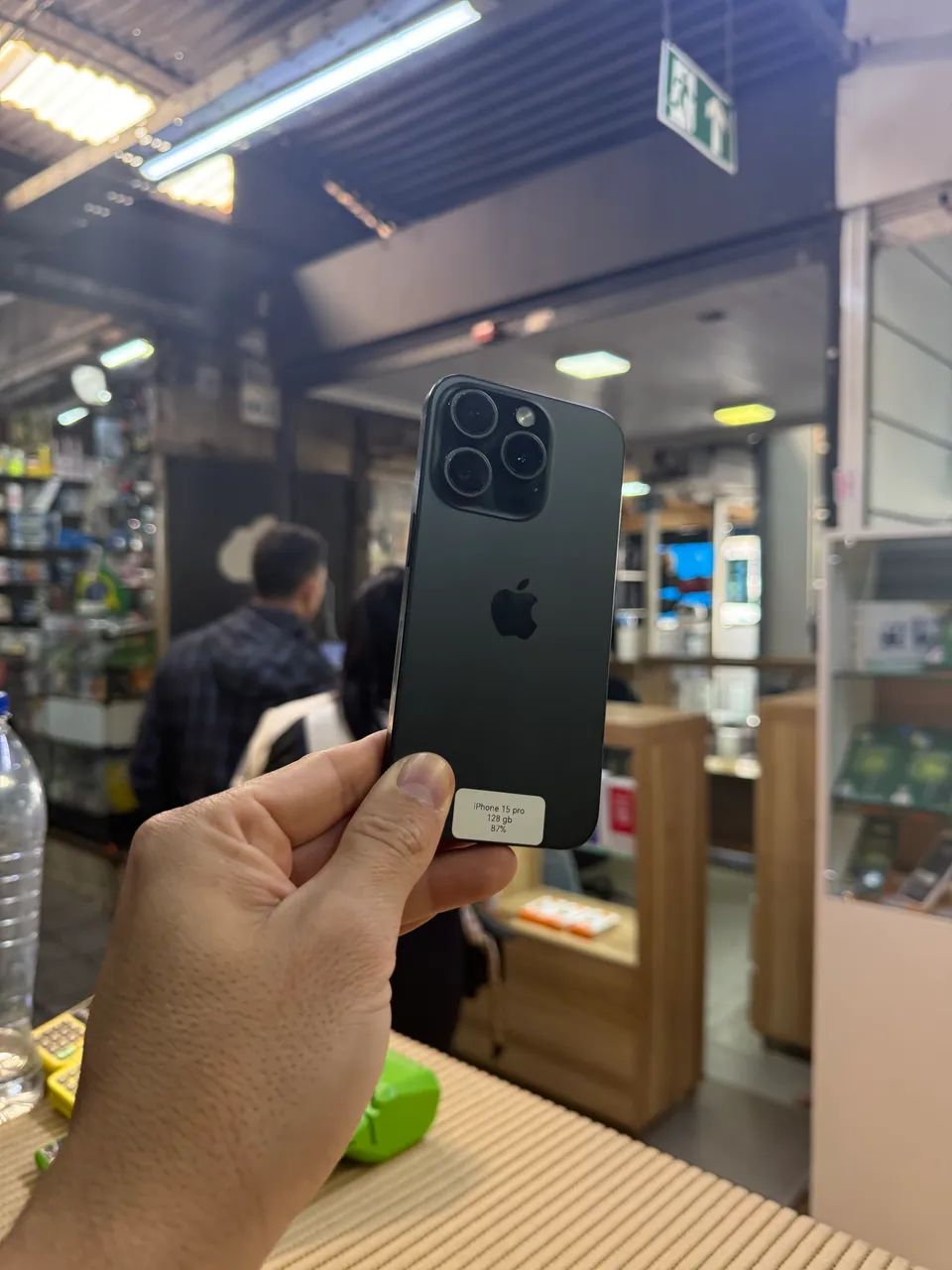 iPhone 15 pro 128 gb , 1 ano de garantia 