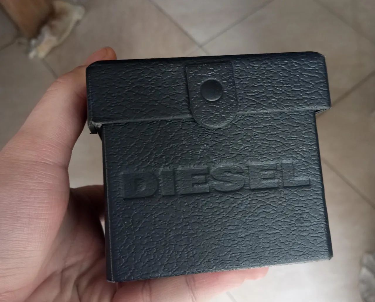 Relógio Diesel semi-novo na caixa cronógrafo  - Foto 2