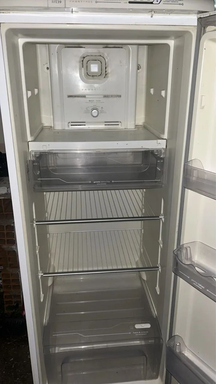 Vendo Geladeira e Fogão  - Foto 2