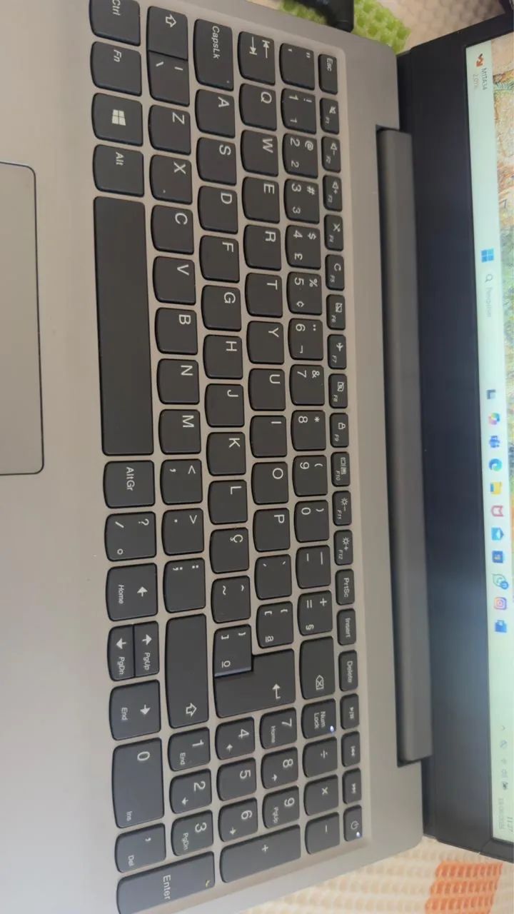 Notebook LENOVO - Foto 2