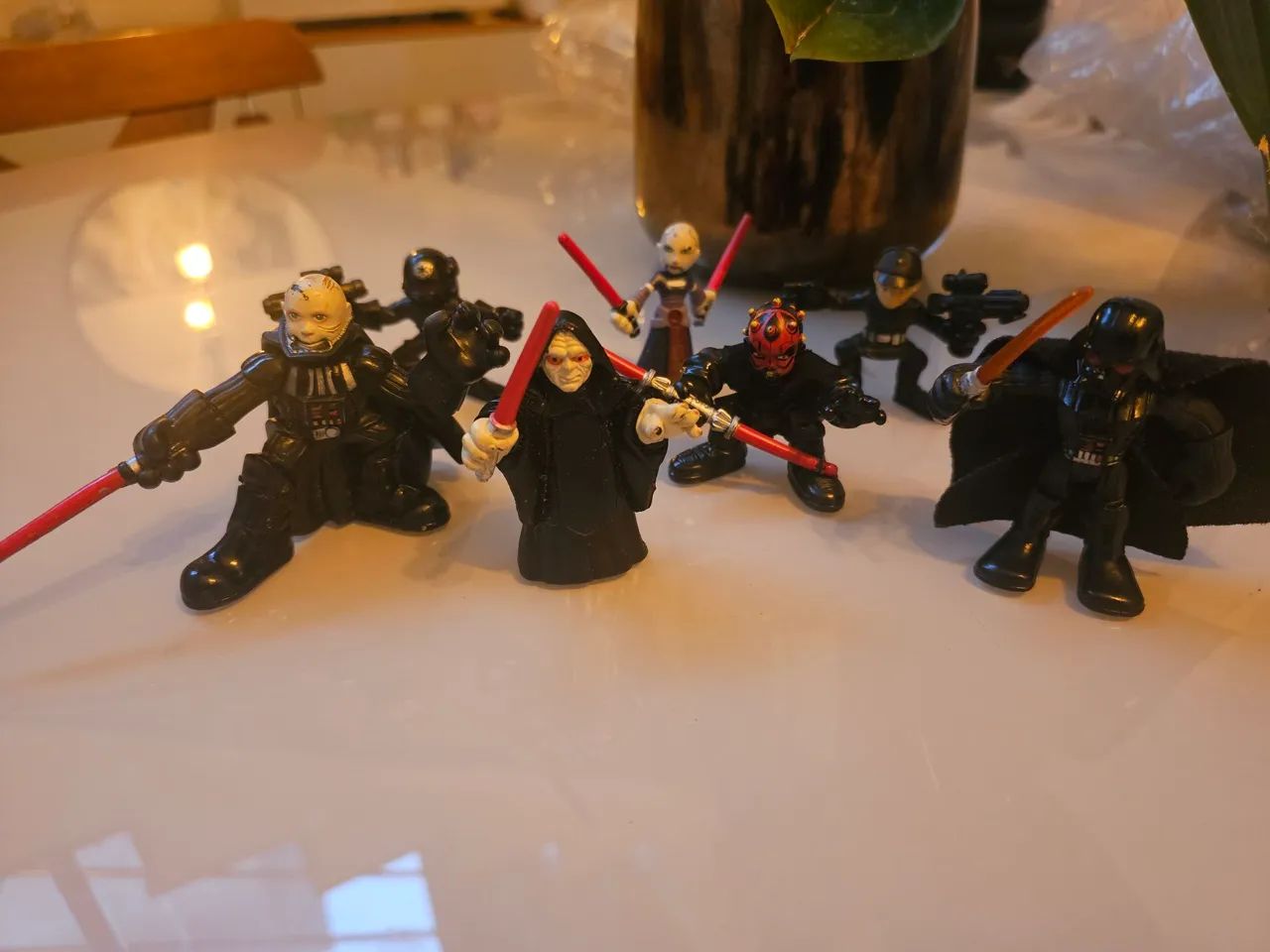 Bonecos coleção Star Wars Galactic Heroes