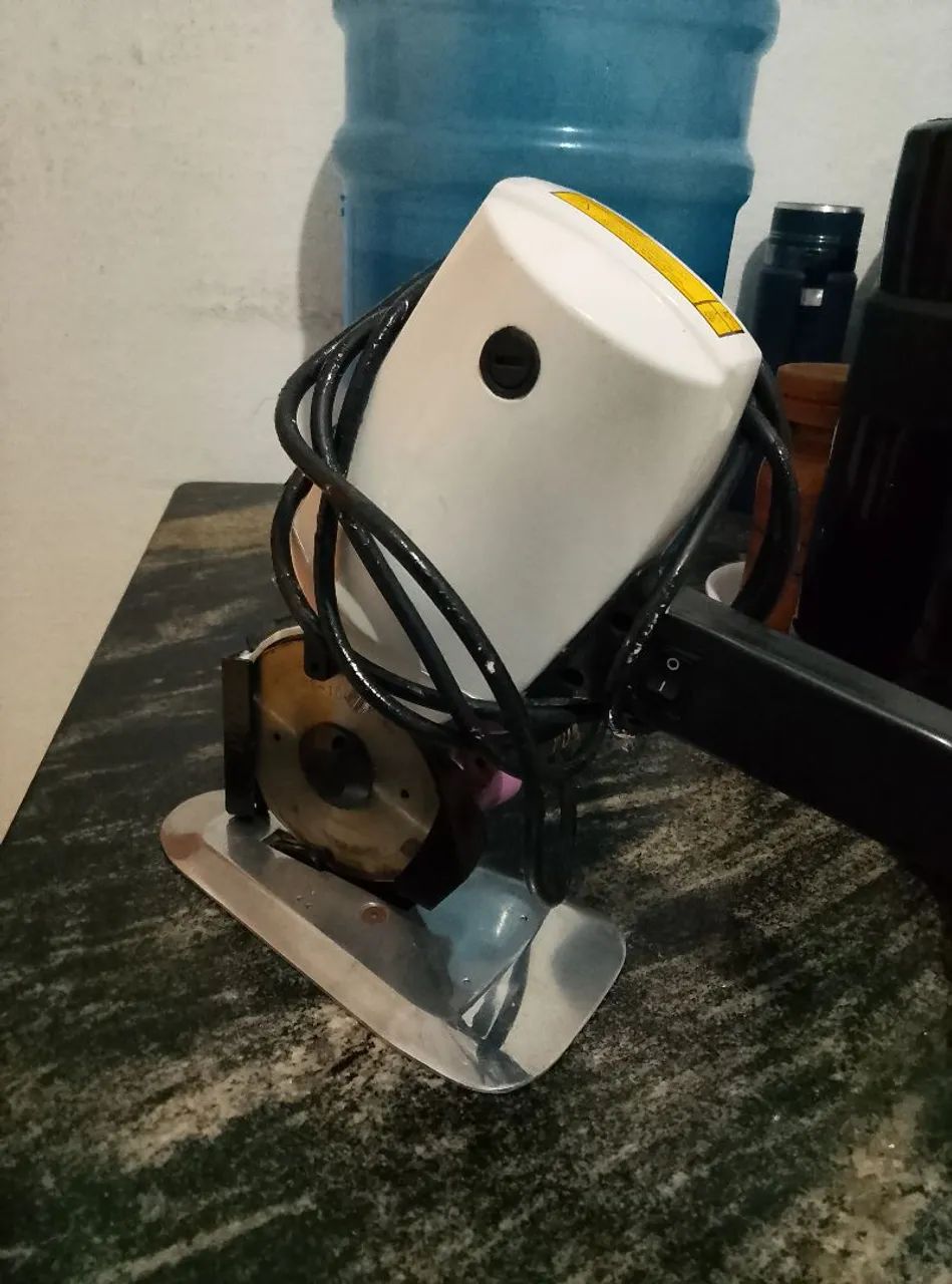 Máquina de Cortar Tecido438562217022597125
