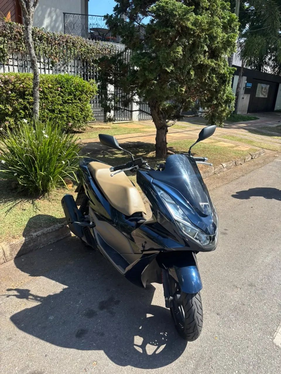 Pcx Dlx 2025 