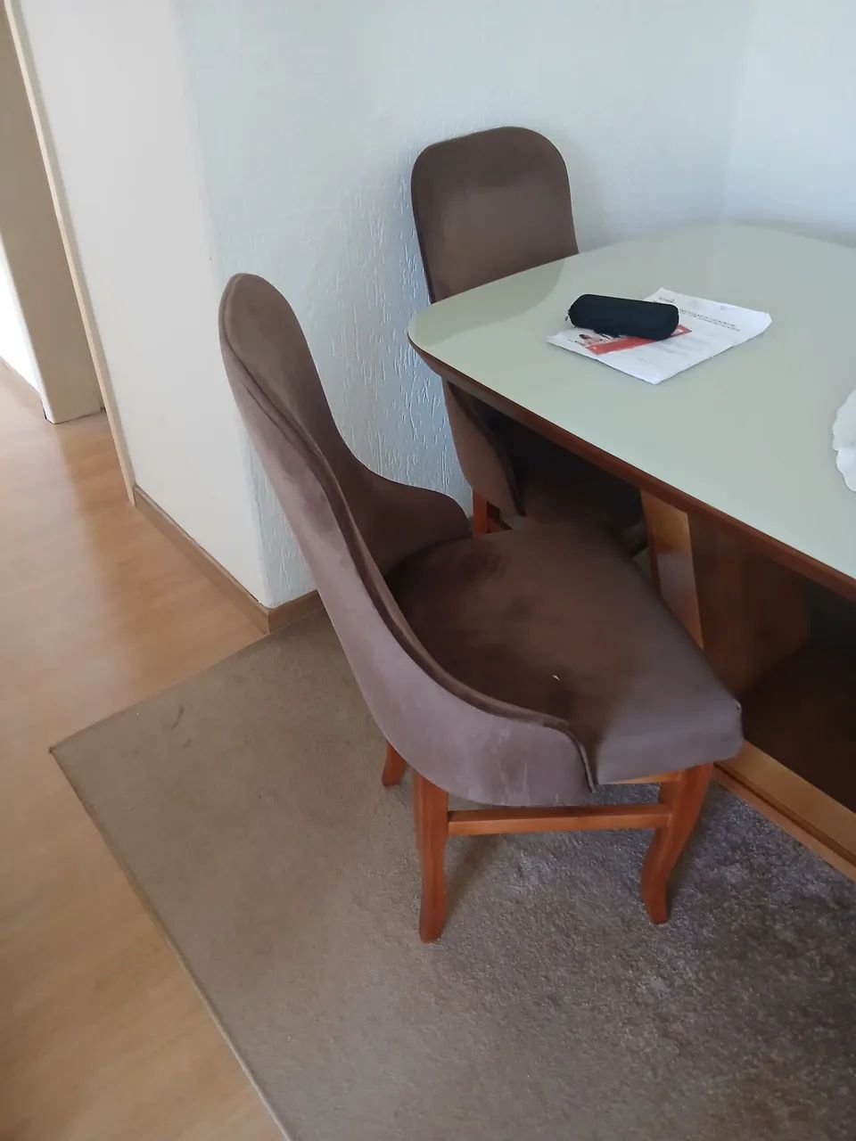 Vende -se mesa 