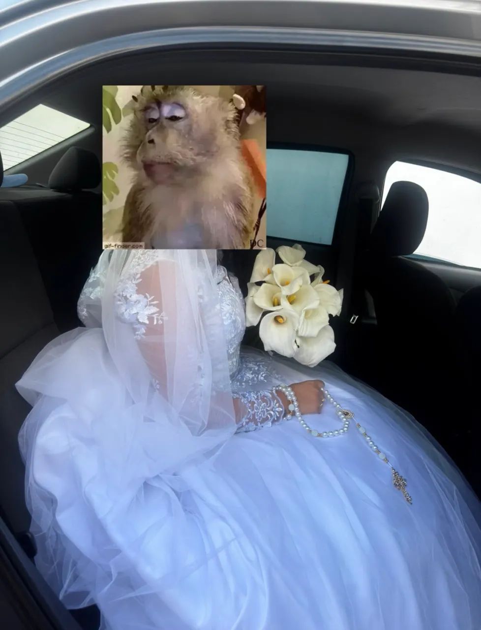 Vestido noiva com véu e grinalda  - Foto 3
